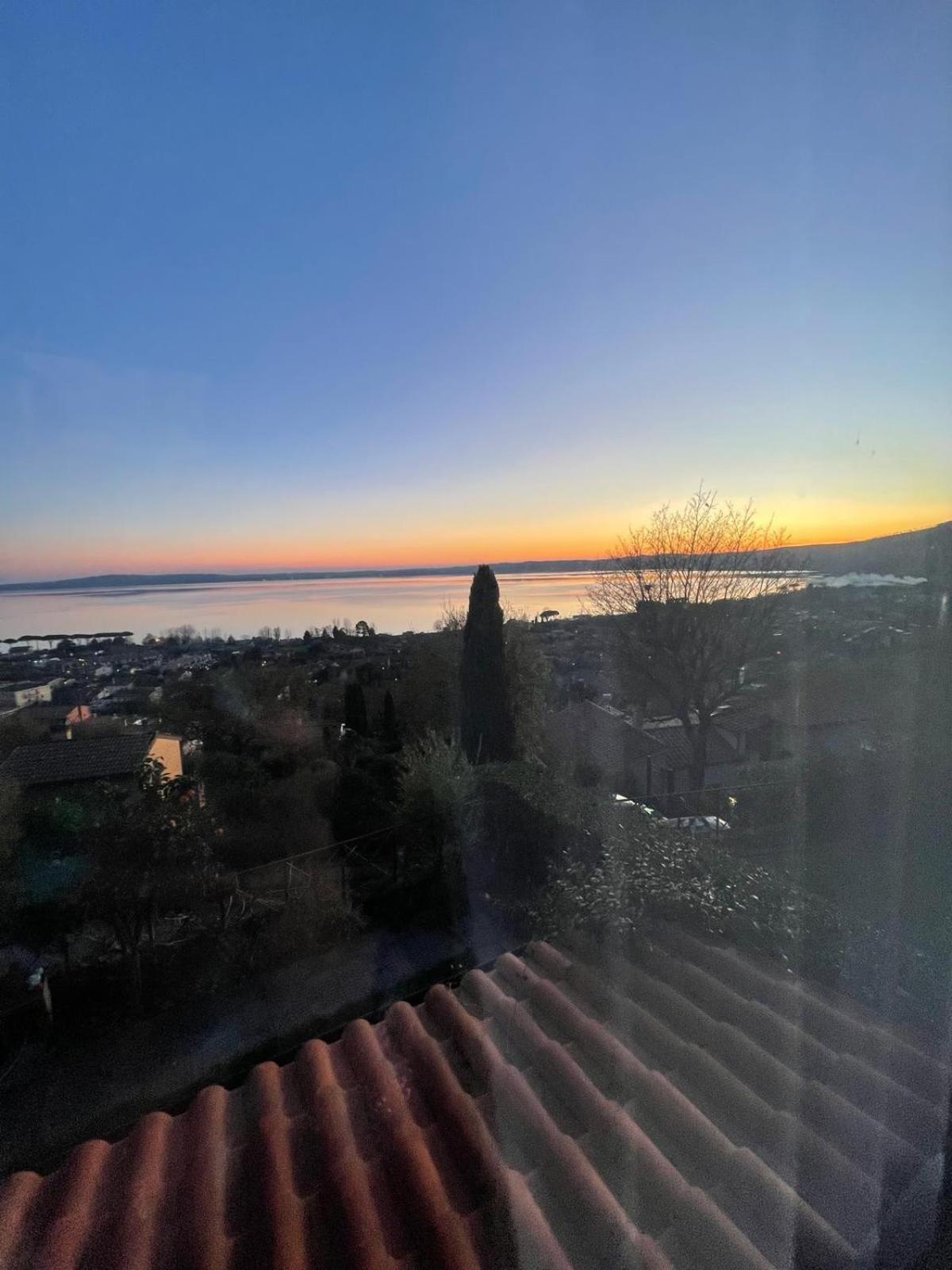Sguardo Sul Lago Trevignano Romano Kültér fotó